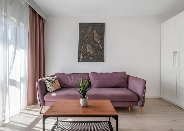 Rentplanet - Ptasia * فروتسواف